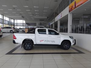 Toyota Hilux 2.4GD-6 double cab Raider auto - Image 3
