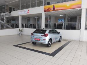 Toyota Starlet 1.5 XS auto - Image 2