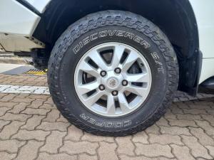 Toyota Land Cruiser 200 4.5D-4D V8 VX - Image 13