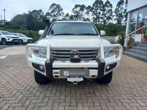 Toyota Land Cruiser 200 4.5D-4D V8 VX - Image 4