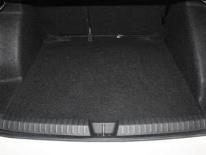 Volkswagen Polo 1.0 TSI Style Tiptronic - Image 8
