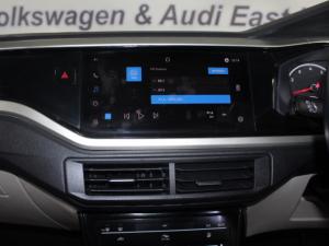 Volkswagen Polo 1.6 Life - Image 11