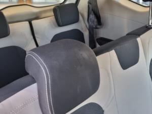 Renault Triber 1.0 Prestige / Intens AMT - Image 12