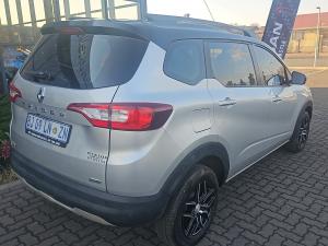 Renault Triber 1.0 Prestige / Intens AMT - Image 2