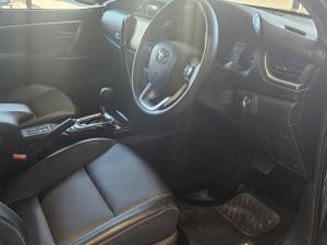 Toyota Fortuner 2.4GD-6 4X4 automatic - Image 11