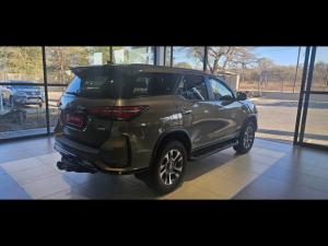 Toyota Fortuner 2.4GD-6 4X4 automatic - Image 2