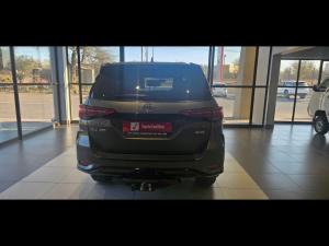 Toyota Fortuner 2.4GD-6 4X4 automatic - Image 5