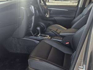 Toyota Fortuner 2.4GD-6 4X4 automatic - Image 7