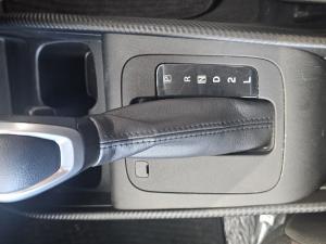 Toyota Starlet Cross 1.5Xs automatic - Image 9