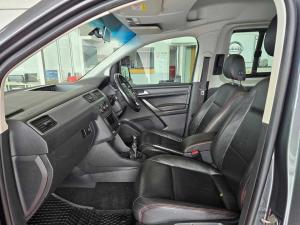 Volkswagen Caddy 1.0 TSI Trendline - Image 11