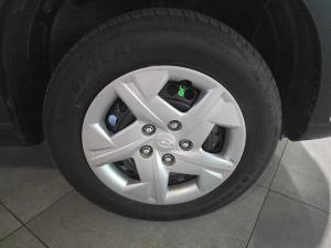 Hyundai Venue 1.2 Motion - Image 18