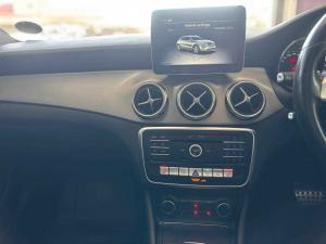 Mercedes-Benz GLA 200 automatic - Image 16
