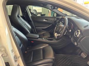 Mercedes-Benz GLA 200 automatic - Image 18