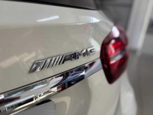 Mercedes-Benz GLA 200 automatic - Image 9