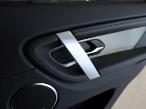 Land Rover Discovery Sport D200 R-Dynamic SE - Image 21