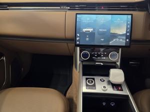 Land Rover Range Rover P530 SV - Image 8