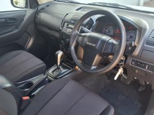 Isuzu D-Max 250 double cab Hi-Ride auto - Image 8