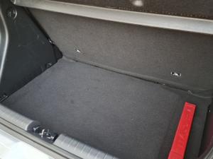 Hyundai i20 1.0T Fluid manual - Image 11