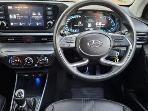 Hyundai i20 1.0T Fluid manual - Image 6