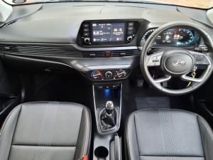 Hyundai i20 1.0T Fluid manual - Image 7
