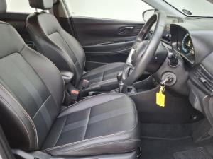Hyundai i20 1.0T Fluid manual - Image 9