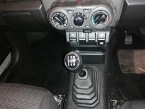 Suzuki Jimny 1.5 GL AllGrip 5-door manual - Image 13