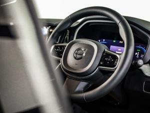 Volvo XC60 T8 Recharge AWD R-Design - Image 11