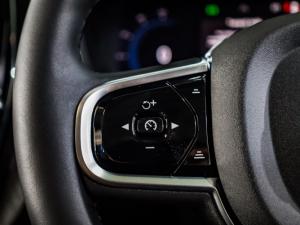 Volvo XC60 T8 Recharge AWD R-Design - Image 19