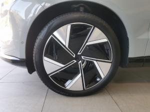 Volvo EX90 Ultra Twin Performance - Image 11