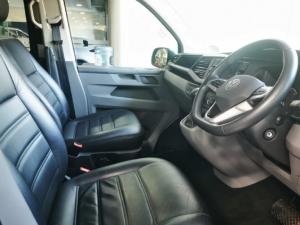 Volkswagen Transporter 2.0BiTDI Kombi SWB Trendline Plus 4Motion - Image 4