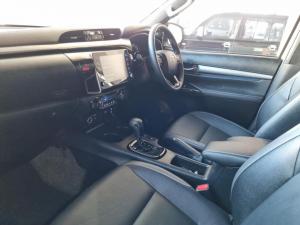 Toyota Hilux 2.8GD-6 48V double cab Legend - Image 10
