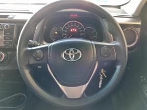 Toyota RAV4 2.0 GX auto - Image 14