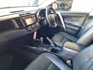 Toyota RAV4 2.0 GX auto - Image 20