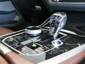 BMW X7 M50d - Image 16