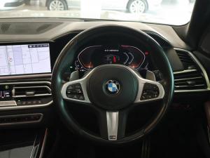 BMW X7 M50d - Image 22
