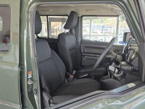 Suzuki Jimny 1.5 GLX AllGrip 5-door auto - Image 9