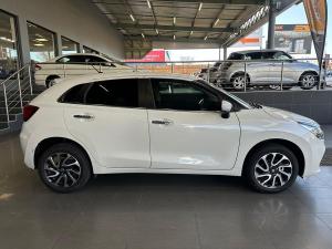 Suzuki Baleno 1.5 GLX auto - Image 8