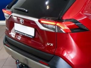 Toyota RAV4 2.0 VX - Image 11
