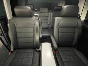 Volkswagen Caravelle 2.0BiTDI Highline 4Motion - Image 7
