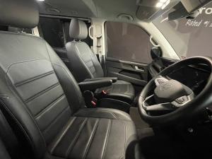 Volkswagen Caravelle 2.0BiTDI Highline 4Motion - Image 8