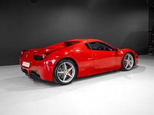 Ferrari 458 Italia - Image 2