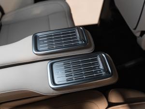 Mercedes-Benz V-Class V300d Exclusive - Image 17