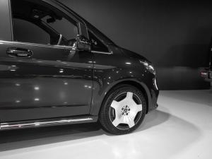 Mercedes-Benz V-Class V300d Exclusive - Image 23
