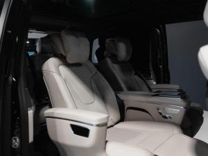 Mercedes-Benz V-Class V300d Exclusive - Image 6