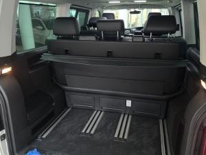 Volkswagen Caravelle 2.0BiTDI Highline 4Motion - Image 22