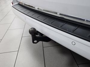 Volkswagen Caravelle 2.0BiTDI Highline 4Motion - Image 4