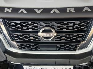 Nissan Navara 2.5DDTi double cab LE Plus - Image 8