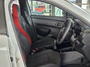 Renault Kwid 1.0 Zen - Image 8