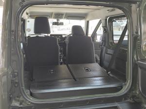 Suzuki Jimny 1.5 GLX AllGrip 3-door manual - Image 17