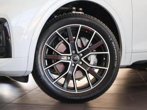 Audi Q5 40TDI quattro Black Edition - Image 3